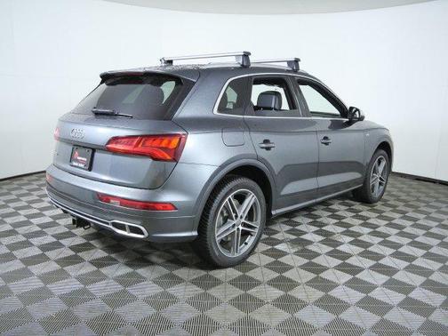 Daytona Gray Pearl Effect 2018 Audi SQ5 3.0T Premium Plus