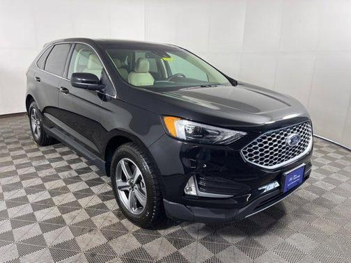 Agate Black Metallic 2024 Ford Edge SEL