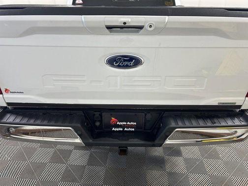 Oxford White 2022 Ford F-150 Lariat