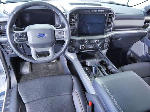 Oxford White 2022 Ford F-150 Lariat