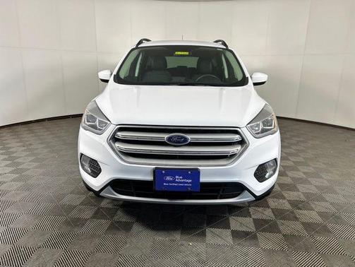 Oxford White 2018 Ford Escape SEL