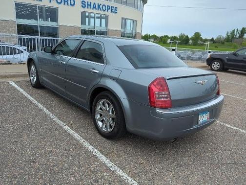2006 Chrysler 300C Base