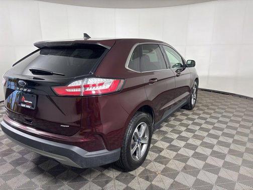 Burgundy Velvet Metallic Tinted Clearcoat 2024 Ford Edge SEL