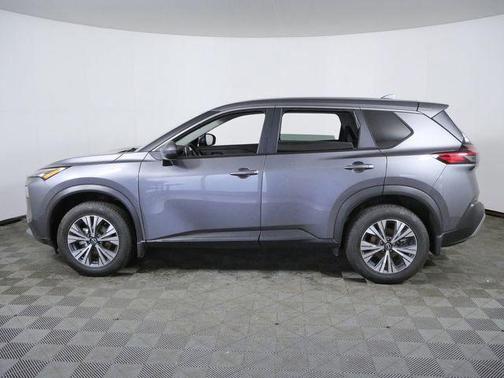 Gun Metallic 2022 Nissan Rogue SV