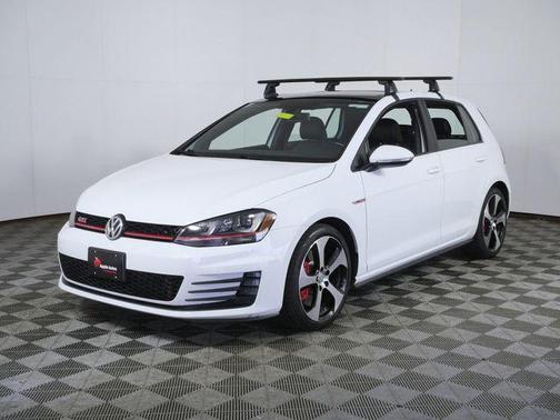 Pure White 2017 Volkswagen Golf GTI SE 4-Door