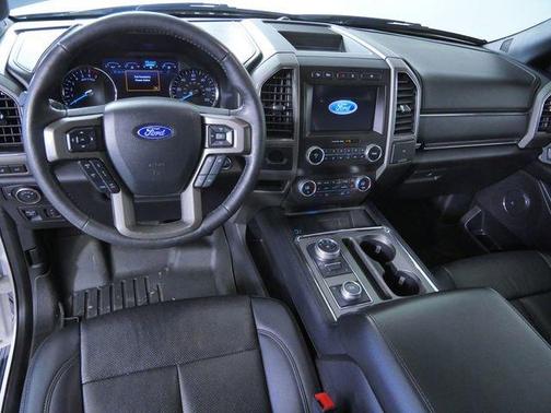 White Platinum Tri-Coat Metallic 2019 Ford Expedition XLT