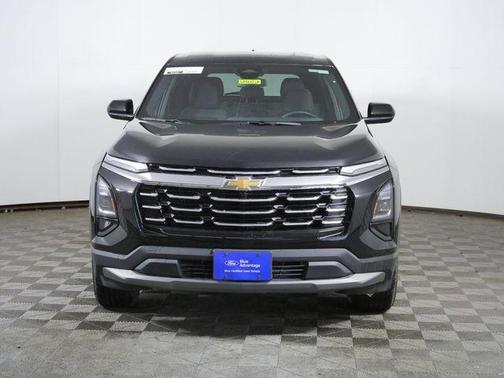 Mosaic Black Metallic 2026 Chevrolet Equinox LT
