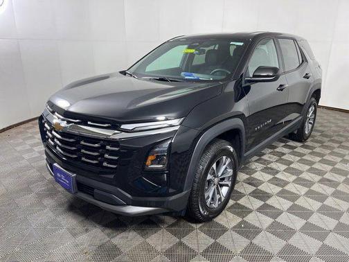 Mosaic Black Metallic 2026 Chevrolet Equinox LT