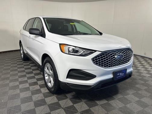 2023 Ford Edge SE