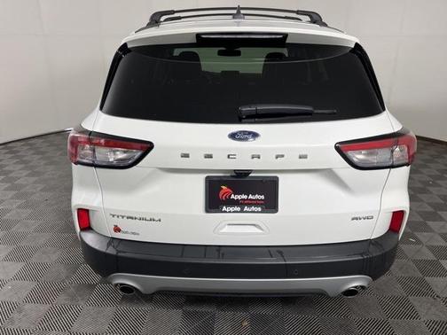 2022 Ford Escape Titanium
