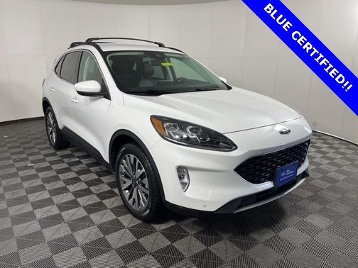 2022 Ford Escape Titanium