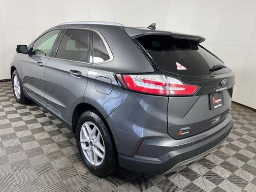 Carbonized Gray Metallic 2022 Ford Edge SEL