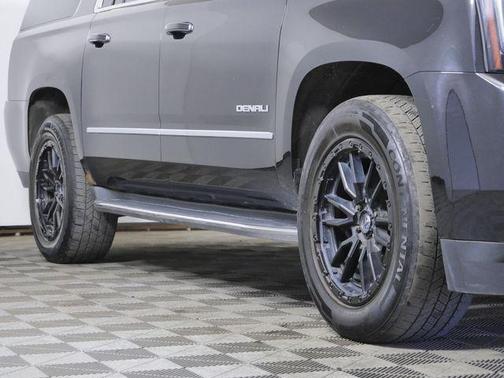 Onyx Black 2018 GMC Yukon XL Denali