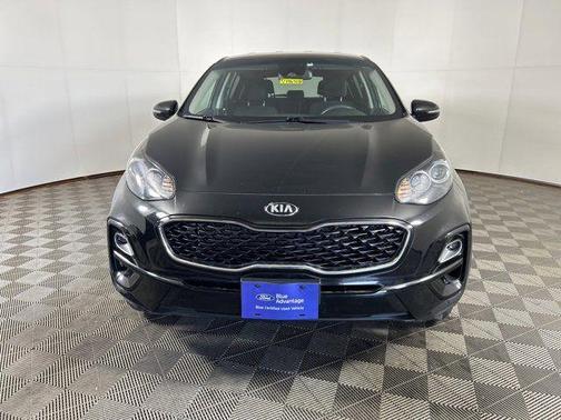Black Cherry Pearl 2020 Kia Sportage LX