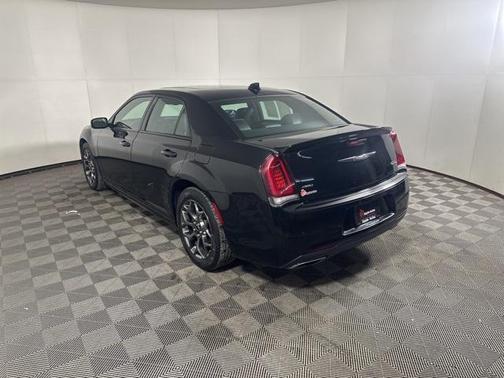 2017 Chrysler 300 S