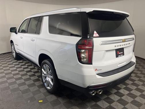 2023 Chevrolet Suburban High Country