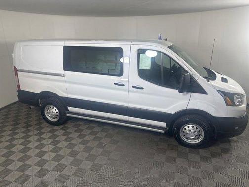Oxford White 2024 Ford Transit-250 Base
