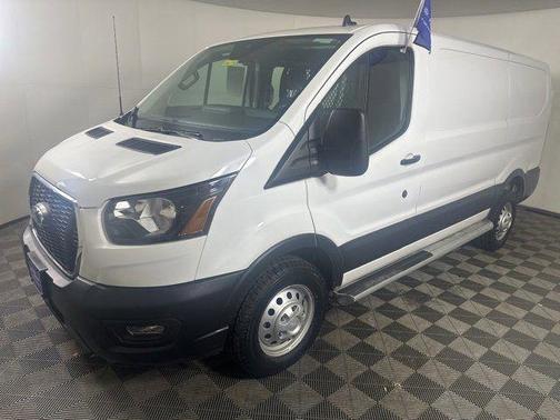 Oxford White 2024 Ford Transit-250 Base