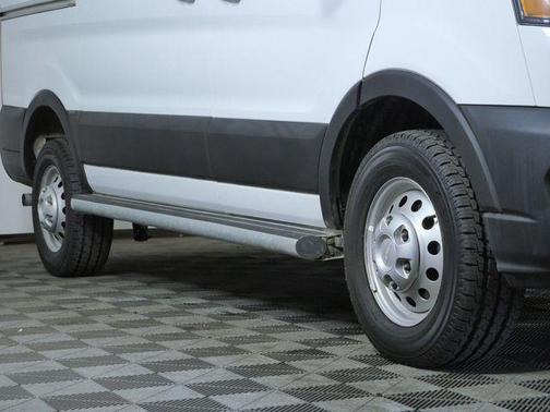 Oxford White 2024 Ford Transit-250 Base