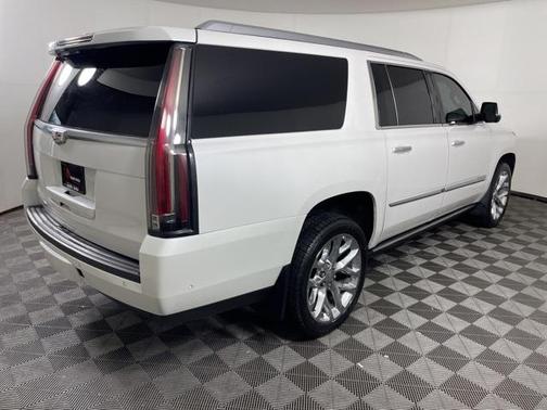 2019 Cadillac Escalade ESV Platinum