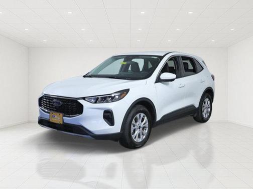 White Metallic 2023 Ford Escape Active