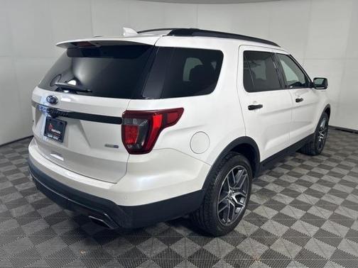 2017 Ford Explorer sport