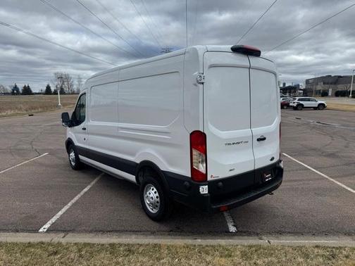 2025 Ford Transit-250 148 WB Medium Roof Cargo
