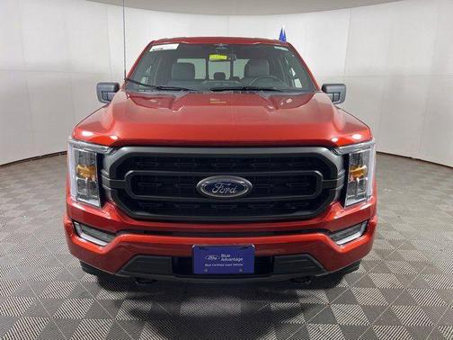 Hot Pepper Red Metallic Tinted Clearcoat 2023 Ford F-150 XLT
