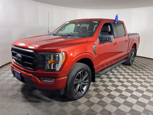 Hot Pepper Red Metallic Tinted Clearcoat 2023 Ford F-150 XLT