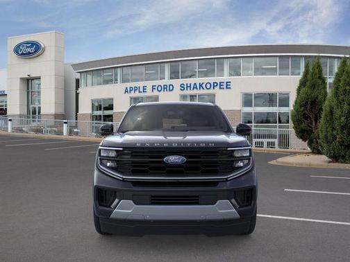 Black 2026 Ford Expedition Max Platinum