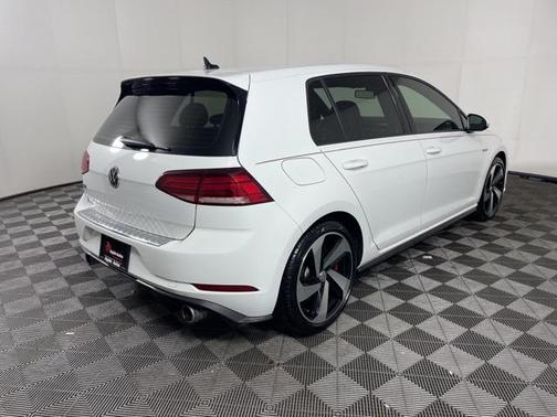2019 Volkswagen Golf GTI 2.0T SE