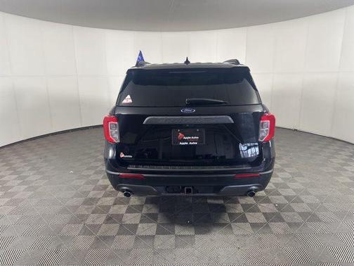 Black Metallic 2022 Ford Explorer XLT