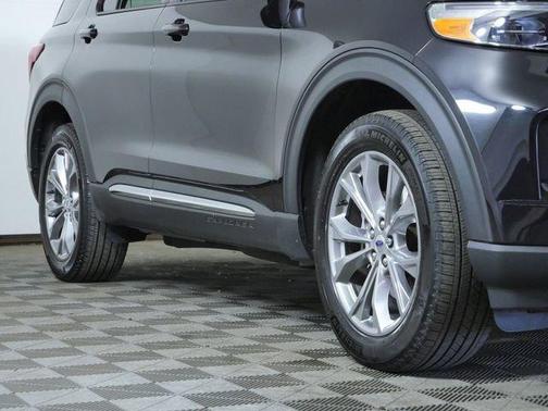 Black Metallic 2024 Ford Explorer XLT