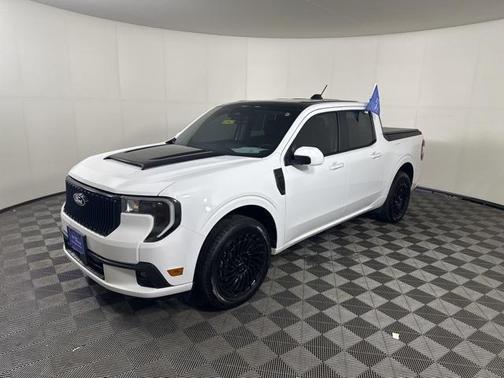 2025 Ford Maverick Lobo Standard