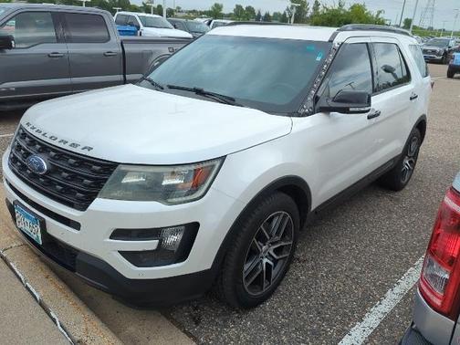 2016 Ford Explorer Sport