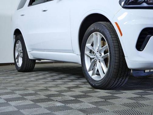 White Knuckle Clearcoat 2025 Dodge Durango GT