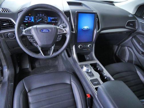 Carbonized Gray Metallic 2024 Ford Edge SEL