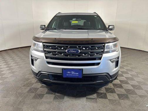 Ingot Silver Metallic 2018 Ford Explorer XLT