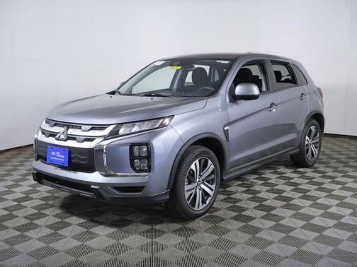 Mercury Gray Metallic 2025 Mitsubishi Outlander Sport 2.0 ES
