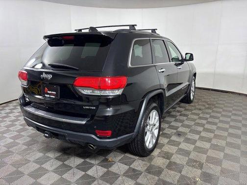 Diamond Black 2017 Jeep Grand Cherokee Limited