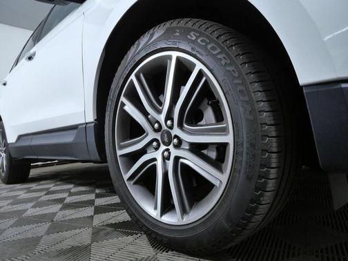 Star White 2024 Ford Edge Titanium