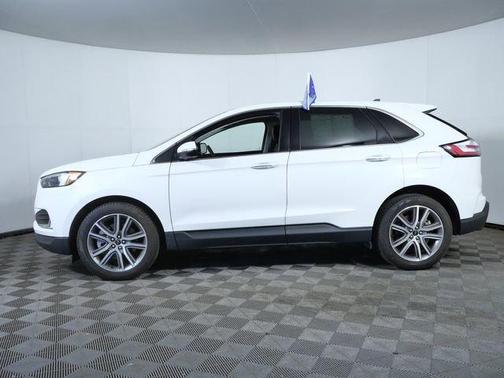 Star White 2024 Ford Edge Titanium