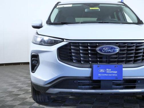 Space Silver 2025 Ford Escape Platinum