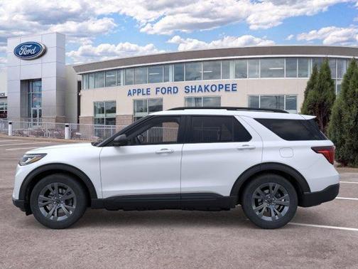White Metallic 2026 Ford Explorer Active