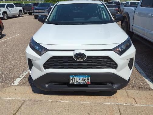 2022 Toyota RAV4 LE