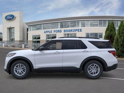 White Metallic 2026 Ford Explorer Active