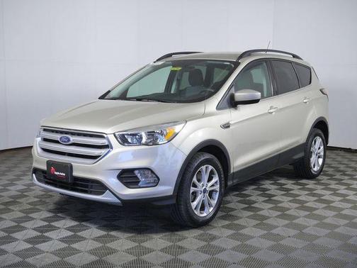 White Gold Metallic 2018 Ford Escape SE