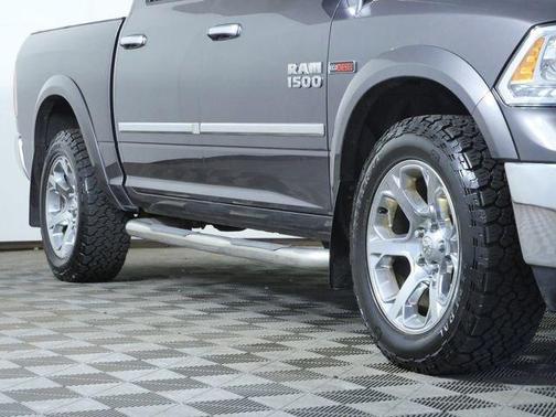 Granite Crystal Clearcoat Metallic 2017 RAM 1500 Laramie
