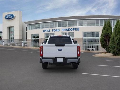 2025 Ford F-350 XLT