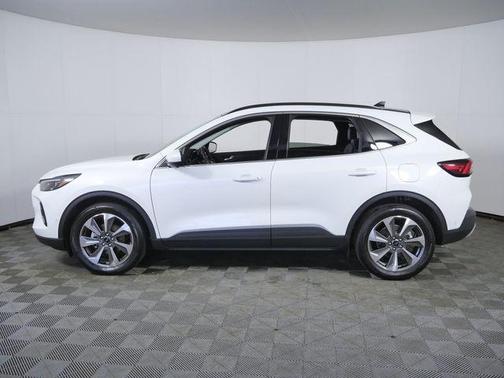 White Metallic 2023 Ford Escape Platinum
